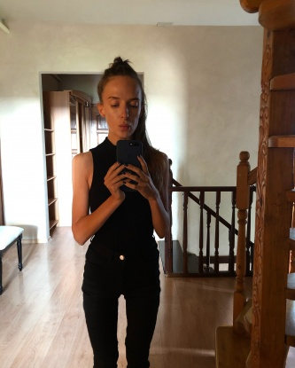 Живу в Москве и готова сделать твои фантазии реальностью.
🌹 Мои услуги включают: классический секс, оральный секс, массаж, страпон, ролевые игры и многое другое. Я открыта к экспериментам и готова подарить тебе незабываемое удовольствие.
💌 Фото, которые ты видишь, абсолютно реальны. Я действительно выгляжу так же или даже лучше. Ты можешь убедиться в этом лично при встрече со мной.
💖 У меня много положительных отзывов от довольных клиентов. Они говорят, что я умею создавать атмосферу комфорта и безудержного наслаждения.
🌸 Если ты хочешь провести время с настоящей профессионалкой, которая знает, как доставить удовольствие, то запиши мой номер и давай встретимся. Тебя ждет незабываемый опыт, о котором ты будешь мечтать долго. 2954, 37 лет